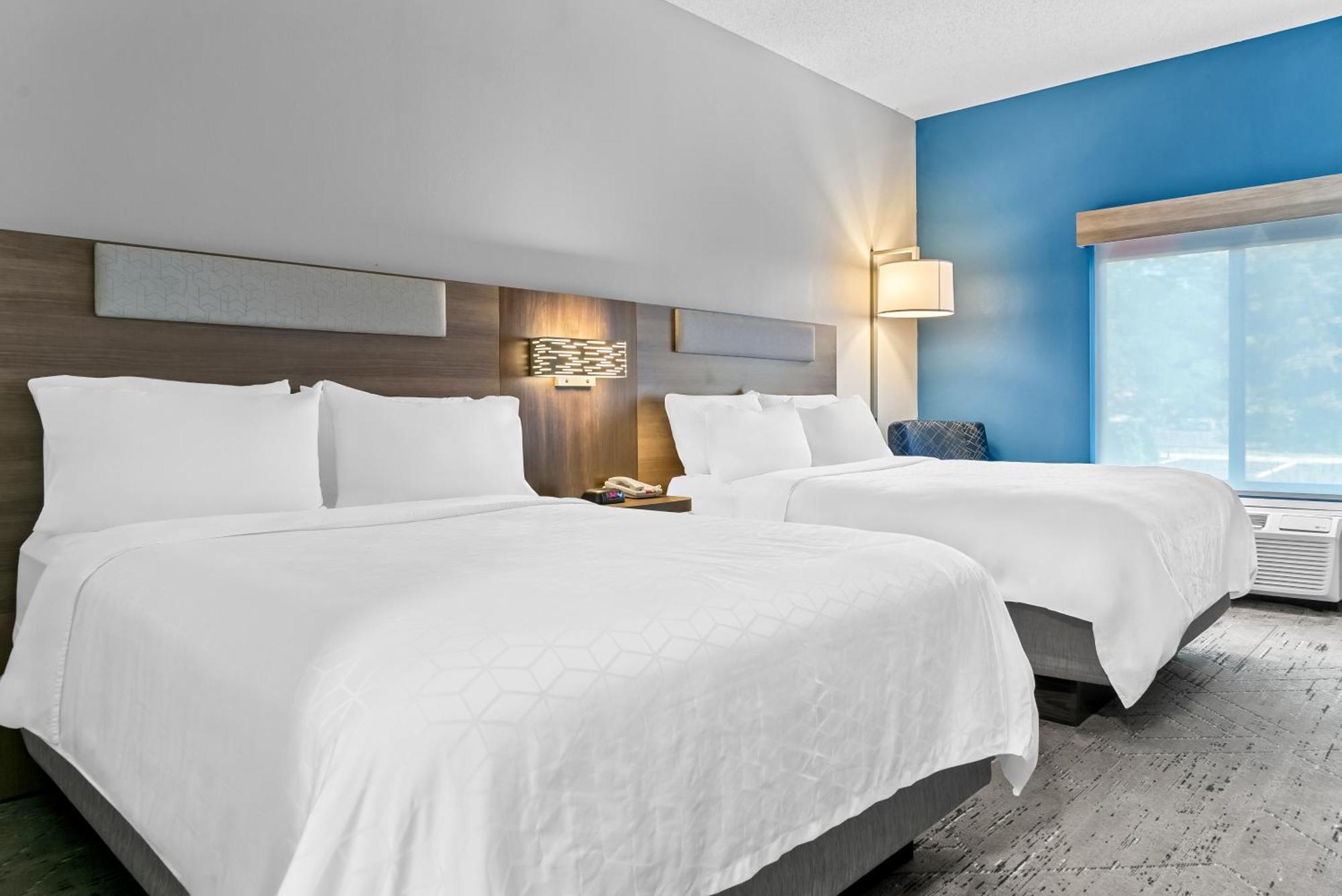 Holiday Inn Express & Suites - Detroit Northwest - Livonia By Ihg מראה חיצוני תמונה
