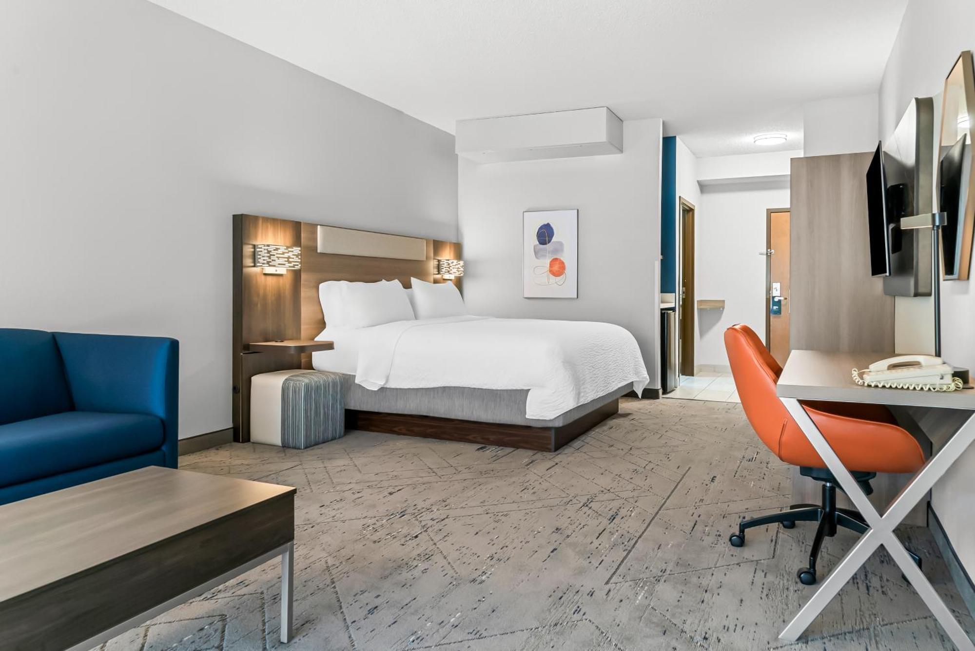 Holiday Inn Express & Suites - Detroit Northwest - Livonia By Ihg מראה חיצוני תמונה